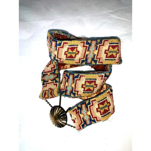 VINTAGE 20'S-40'S NEEDLEPOINT PETITPOINT BELT W/BRASS CLASP GREAT COLORS! 30" - Picture 1 of 10
